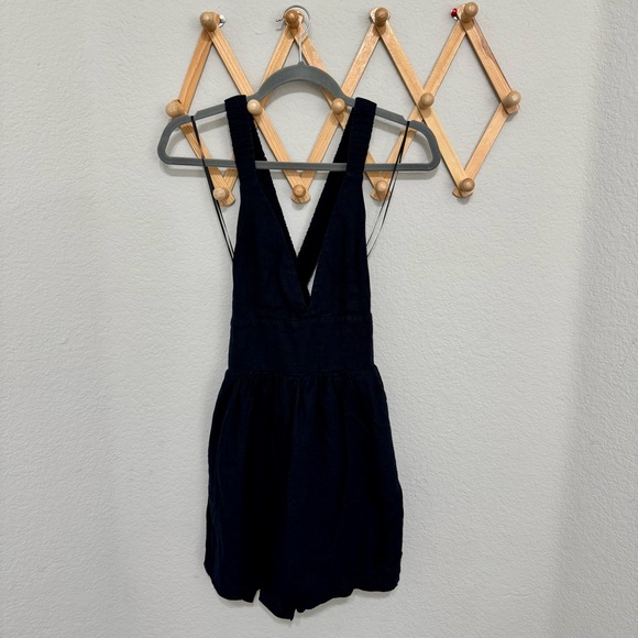 Abercrombie & Fitch Black Linen Blend Scrunchie Mini Dress Size M - Picture 3 of 10